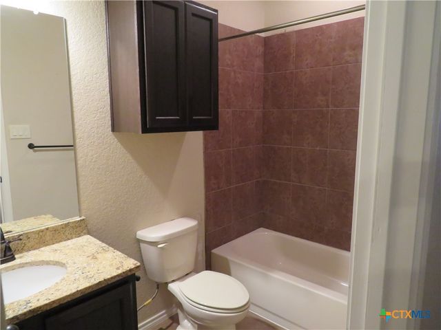 734 Saengerhalle Road, New Braunfels, TX 78130