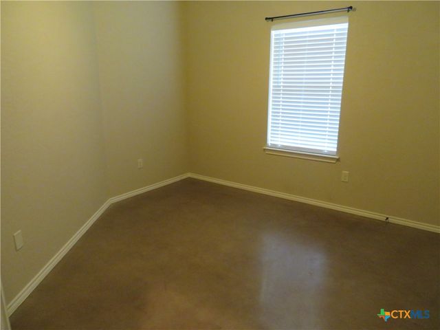 734 Saengerhalle Road, New Braunfels, TX 78130