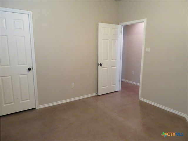 734 Saengerhalle Road, New Braunfels, TX 78130