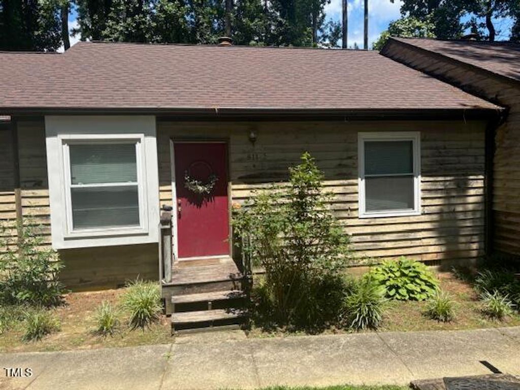 911-B W Chatham, Cary, NC 27511