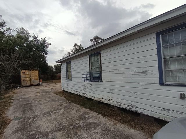 5610 Cavalcade Street, Houston, TX 77026