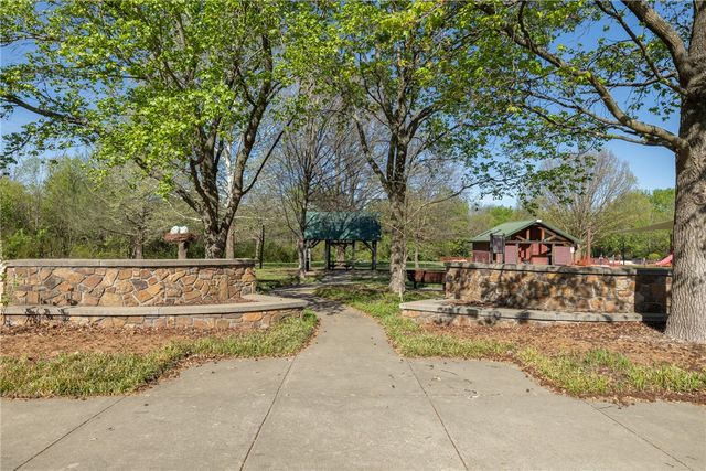 3345 W Cornell Street, Fayetteville, AR 72704