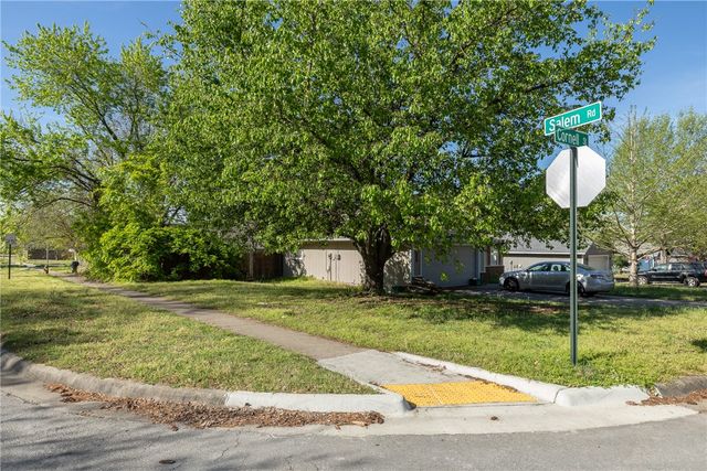 3345 W Cornell Street, Fayetteville, AR 72704