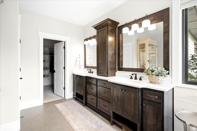 2522 E THURSTON LN, Layton, UT 84040