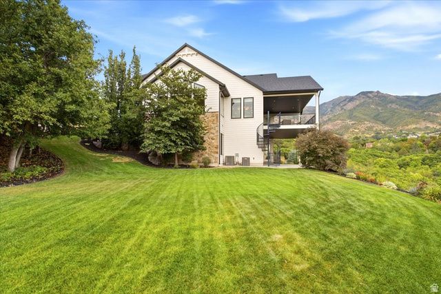 2522 E THURSTON LN, Layton, UT 84040