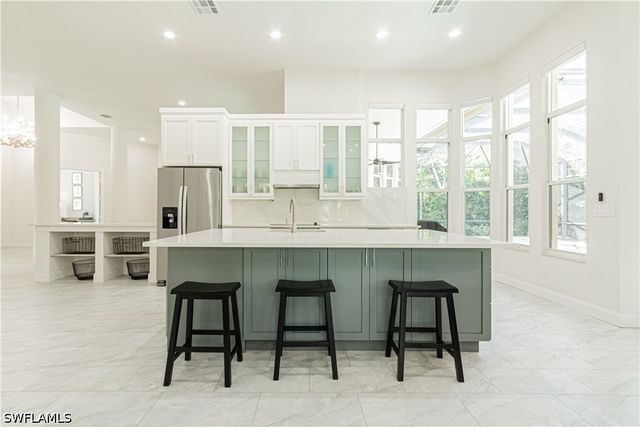 3310 Riverpark CT, Bonita Springs, FL 34134