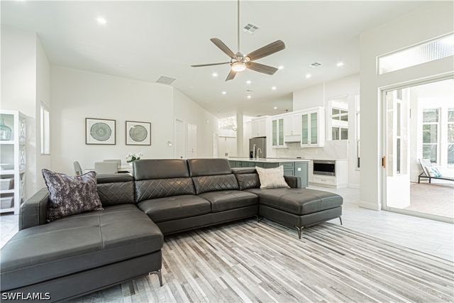 3310 Riverpark CT, Bonita Springs, FL 34134