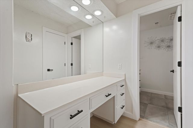 4609 Rockland Drive, Arlington, TX 76016
