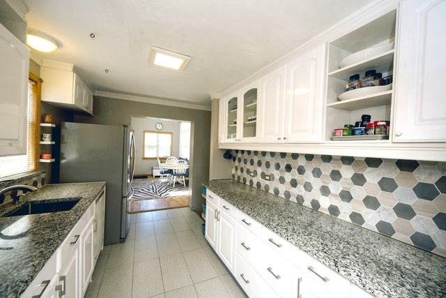 3936 N Oconto Avenue, Chicago, IL 60634