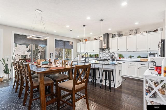 910 Sycamore Drive, Arlington, NE 68022