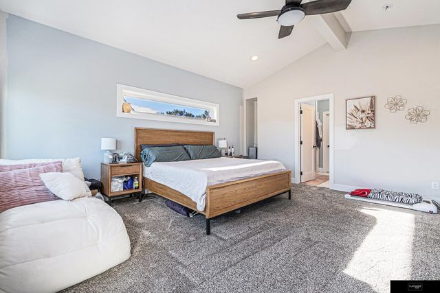 910 Sycamore Drive, Arlington, NE 68022