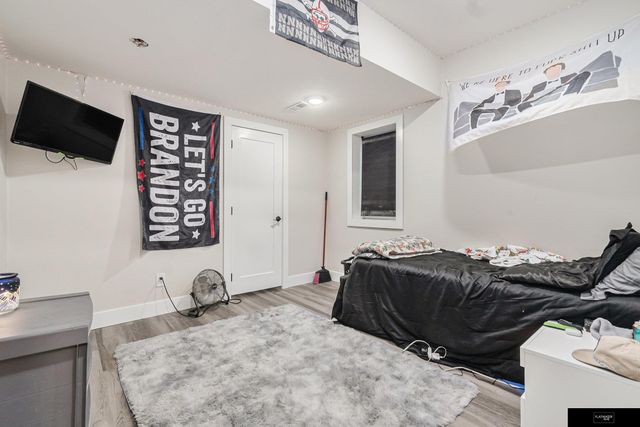 910 Sycamore Drive, Arlington, NE 68022