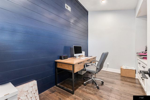 910 Sycamore Drive, Arlington, NE 68022