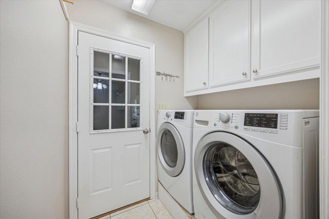 2307 Katherine Street, Brenham, TX 77833