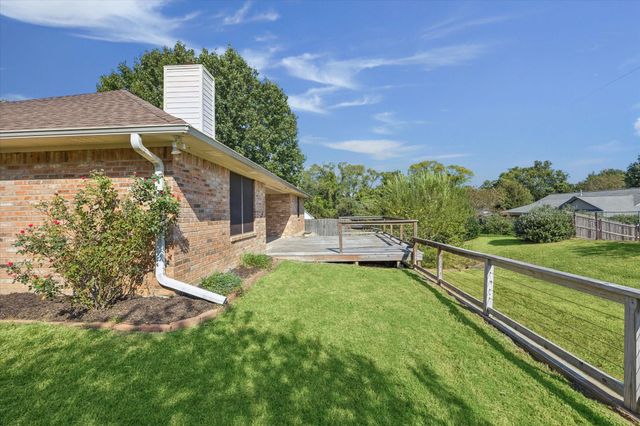 2307 Katherine Street, Brenham, TX 77833