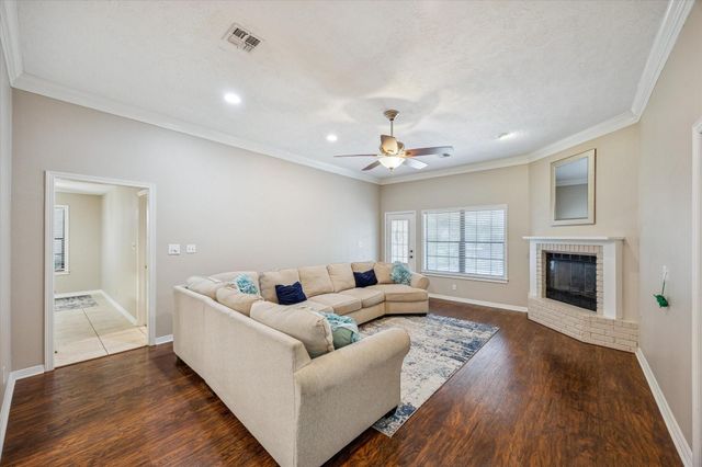 2307 Katherine Street, Brenham, TX 77833
