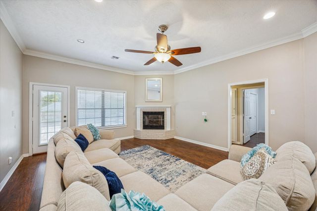 2307 Katherine Street, Brenham, TX 77833
