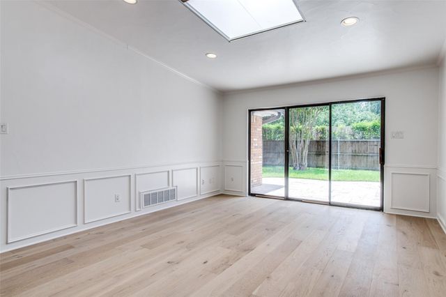 6926 Northwood Road, Dallas, TX 75225