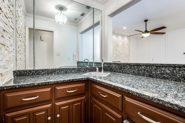 6926 Northwood Road, Dallas, TX 75225