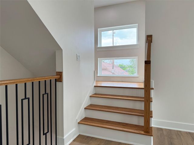 1307 71st Street A, Houston, TX 77011