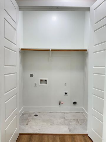 1307 71st Street A, Houston, TX 77011