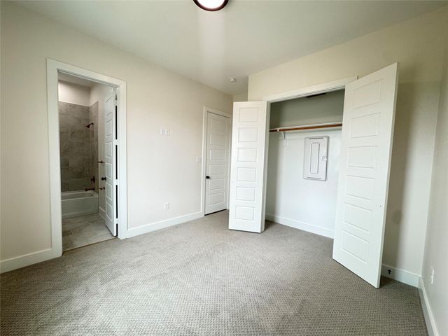 1307 71st Street A, Houston, TX 77011