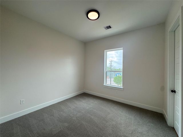 1307 71st Street A, Houston, TX 77011