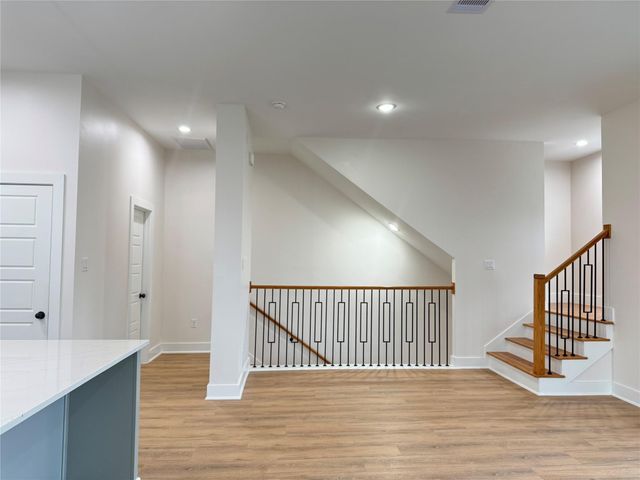 1307 71st Street A, Houston, TX 77011