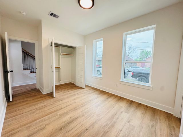 1307 71st Street A, Houston, TX 77011
