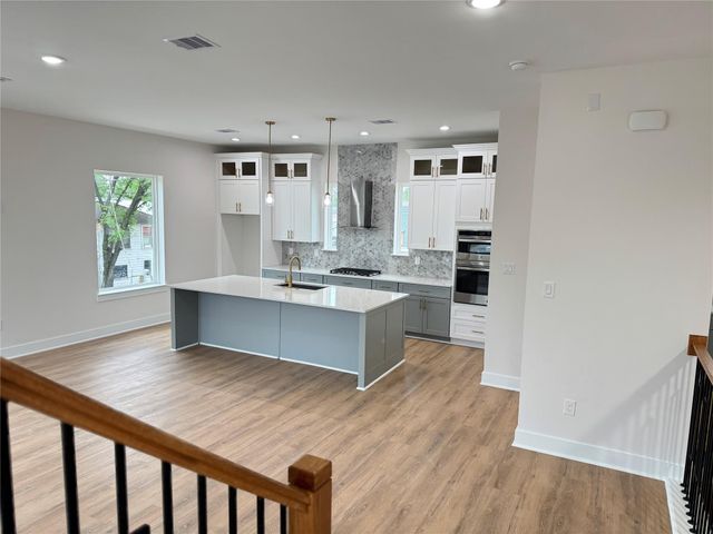 1307 71st Street A, Houston, TX 77011
