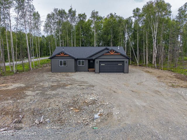 L1 B2 W Como Circle, Wasilla, AK 99623
