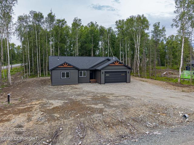 L1 B2 W Como Circle, Wasilla, AK 99623