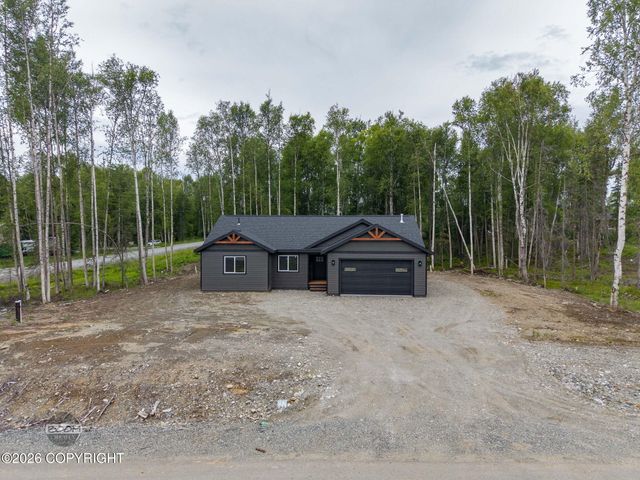 L1 B2 W Como Circle, Wasilla, AK 99623