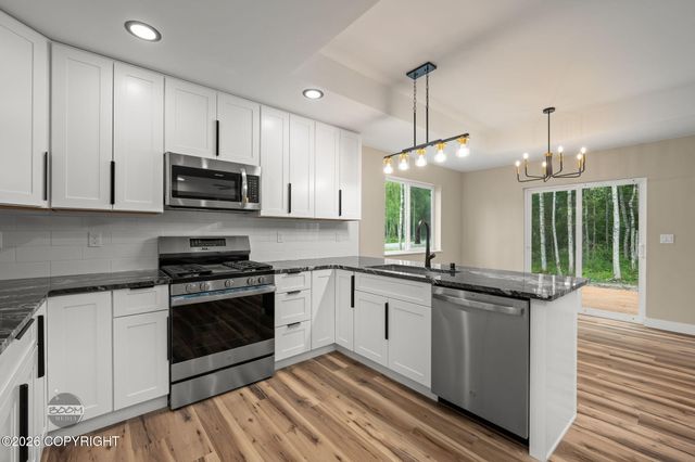 L1 B2 W Como Circle, Wasilla, AK 99623