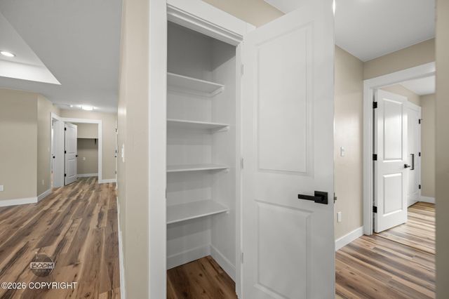 L1 B2 W Como Circle, Wasilla, AK 99623