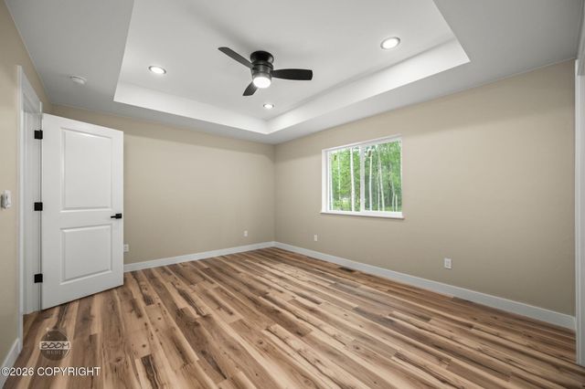 L1 B2 W Como Circle, Wasilla, AK 99623