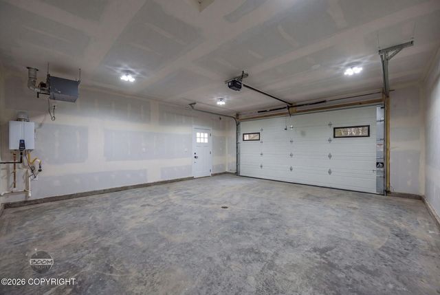 L1 B2 W Como Circle, Wasilla, AK 99623