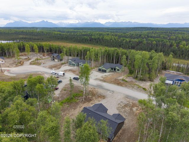 L1 B2 W Como Circle, Wasilla, AK 99623