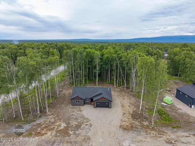 L1 B2 W Como Circle, Wasilla, AK 99623