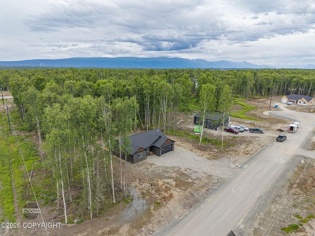 L1 B2 W Como Circle, Wasilla, AK 99623