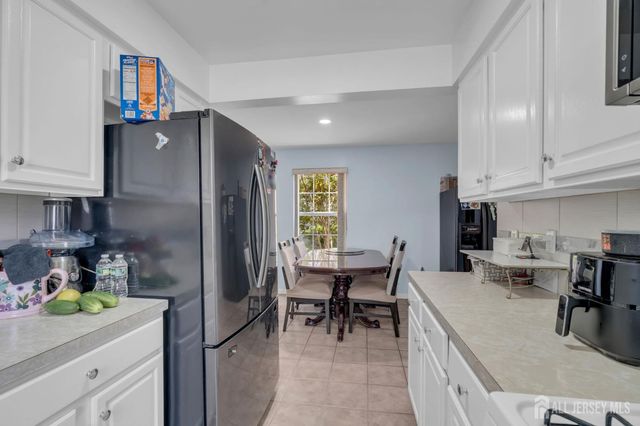 425 Thomas Street, Perth Amboy, NJ 08861