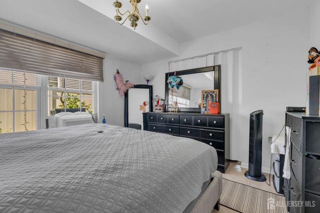 425 Thomas Street, Perth Amboy, NJ 08861