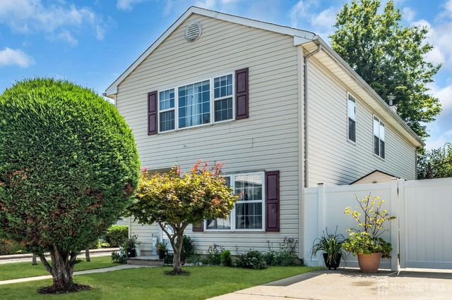425 Thomas Street, Perth Amboy, NJ 08861