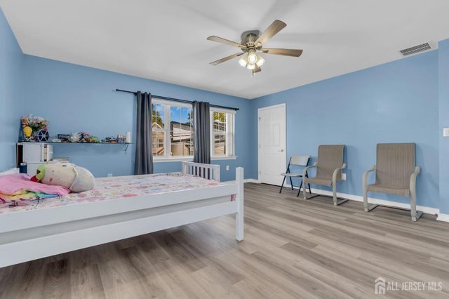 425 Thomas Street, Perth Amboy, NJ 08861
