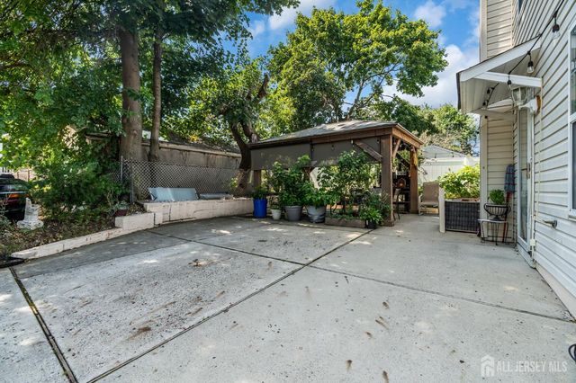 425 Thomas Street, Perth Amboy, NJ 08861