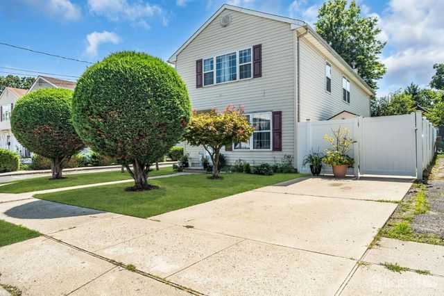 425 Thomas Street, Perth Amboy, NJ 08861