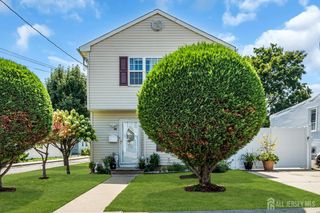 425 Thomas Street, Perth Amboy, NJ 08861