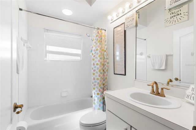 8343 47TH STREET CIRCLE E, Palmetto, FL 34221