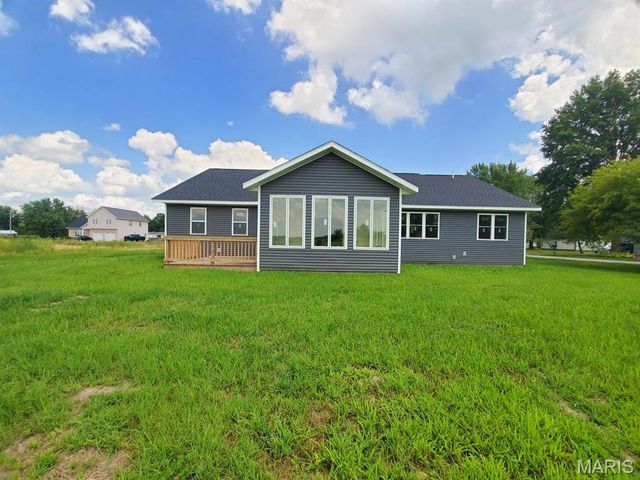 410 N Sheldon, Kahoka, MO 63445