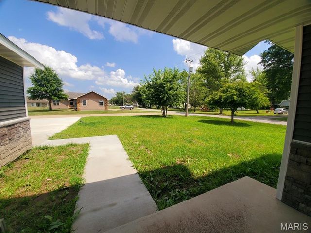 410 N Sheldon, Kahoka, MO 63445